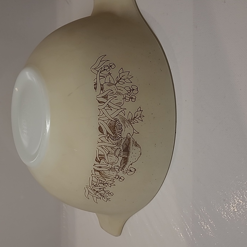 Vintage Pyrex forest fancies mushrooms Cinderella nesting mixing bowl 442 -…